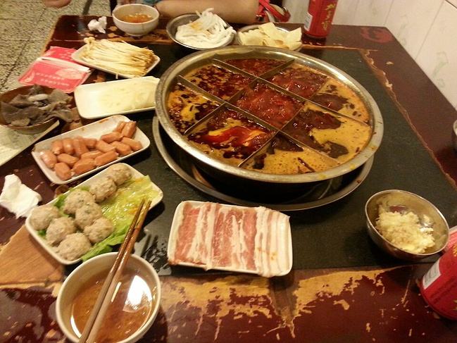 餐飲品牌定位：做火鍋店的品牌定位需要考慮哪些因素？