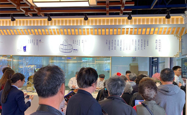 萬(wàn)酥脆烤鴨到店顧客