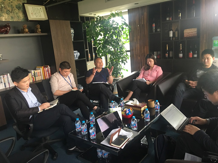 美御簽約卓碧泉化妝品品牌策劃設(shè)計