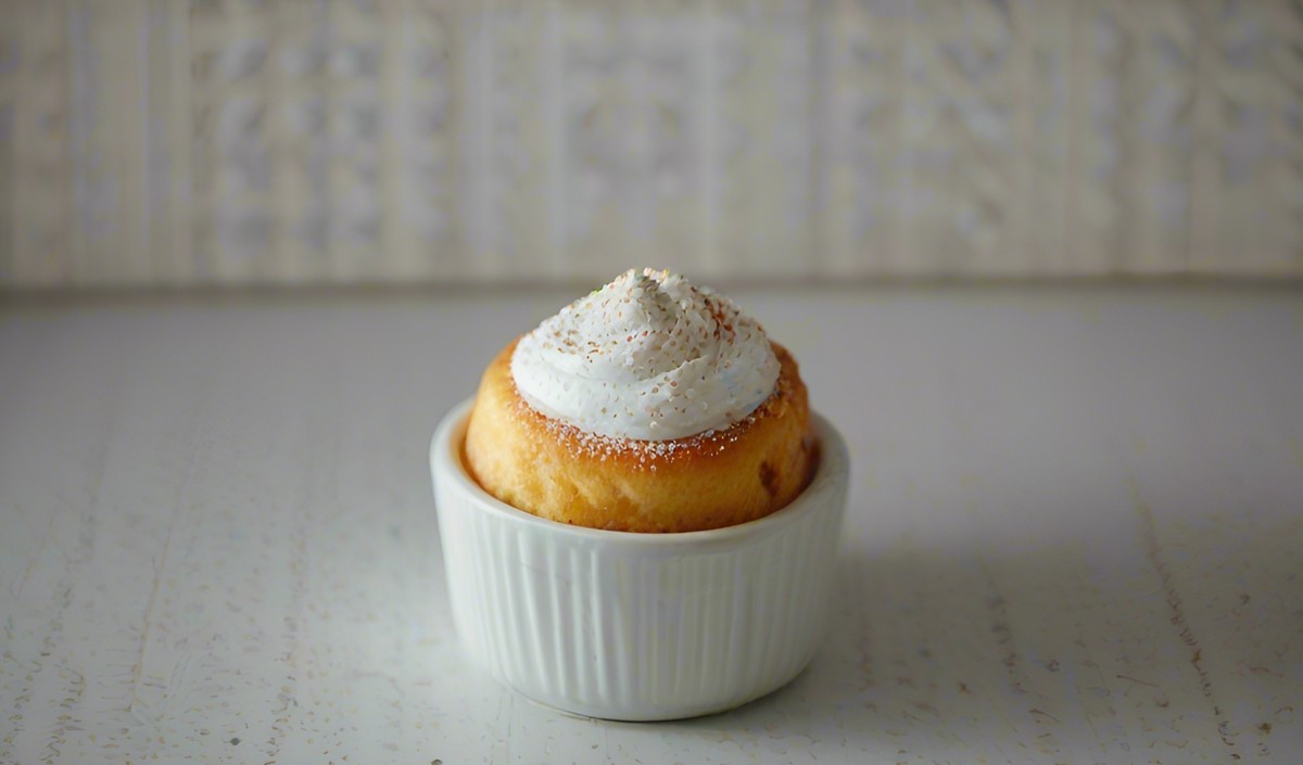 美御小編淺談中秋節(jié)食品蛋黃酥品牌營(yíng)銷策劃方案 美御小編淺談中秋節(jié)食品蛋黃酥品牌營(yíng)銷策劃方案